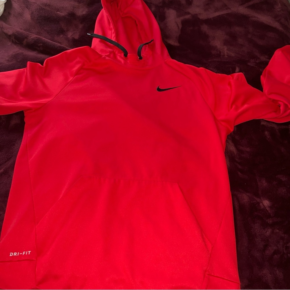 Nike Bold Red Dri-FIT hoodie. Men Medium like new